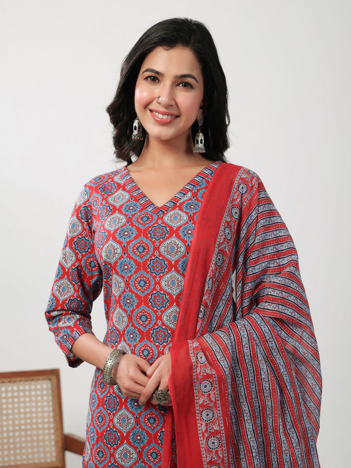 Red Cotton Ethnic Motifs Straight Kurta Set  - By Janasya