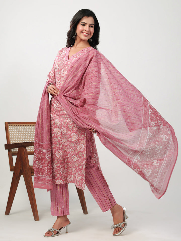 Pink Cotton Floral Straight Kurta Set  - By Janasya