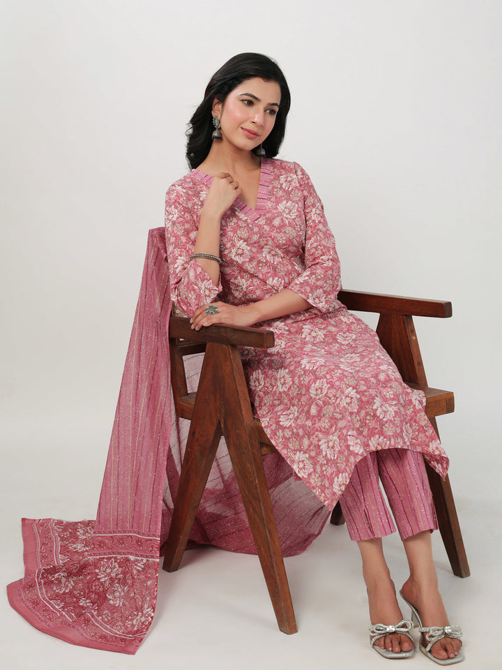 Pink Cotton Floral Straight Kurta Set  - By Janasya