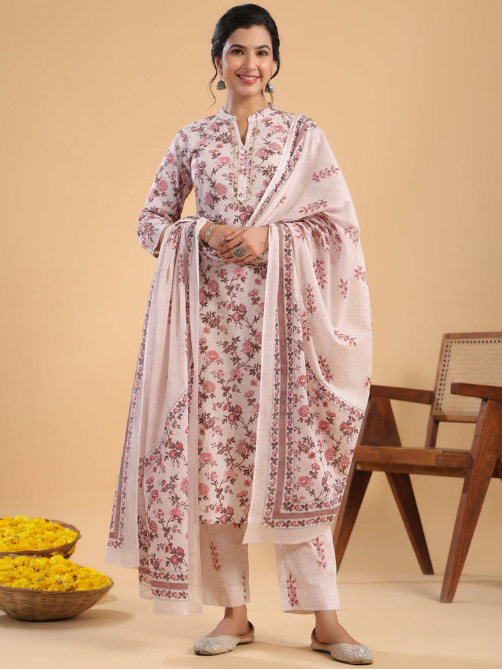 Peach Cotton Floral Regular Kurta Set  - By Janasya