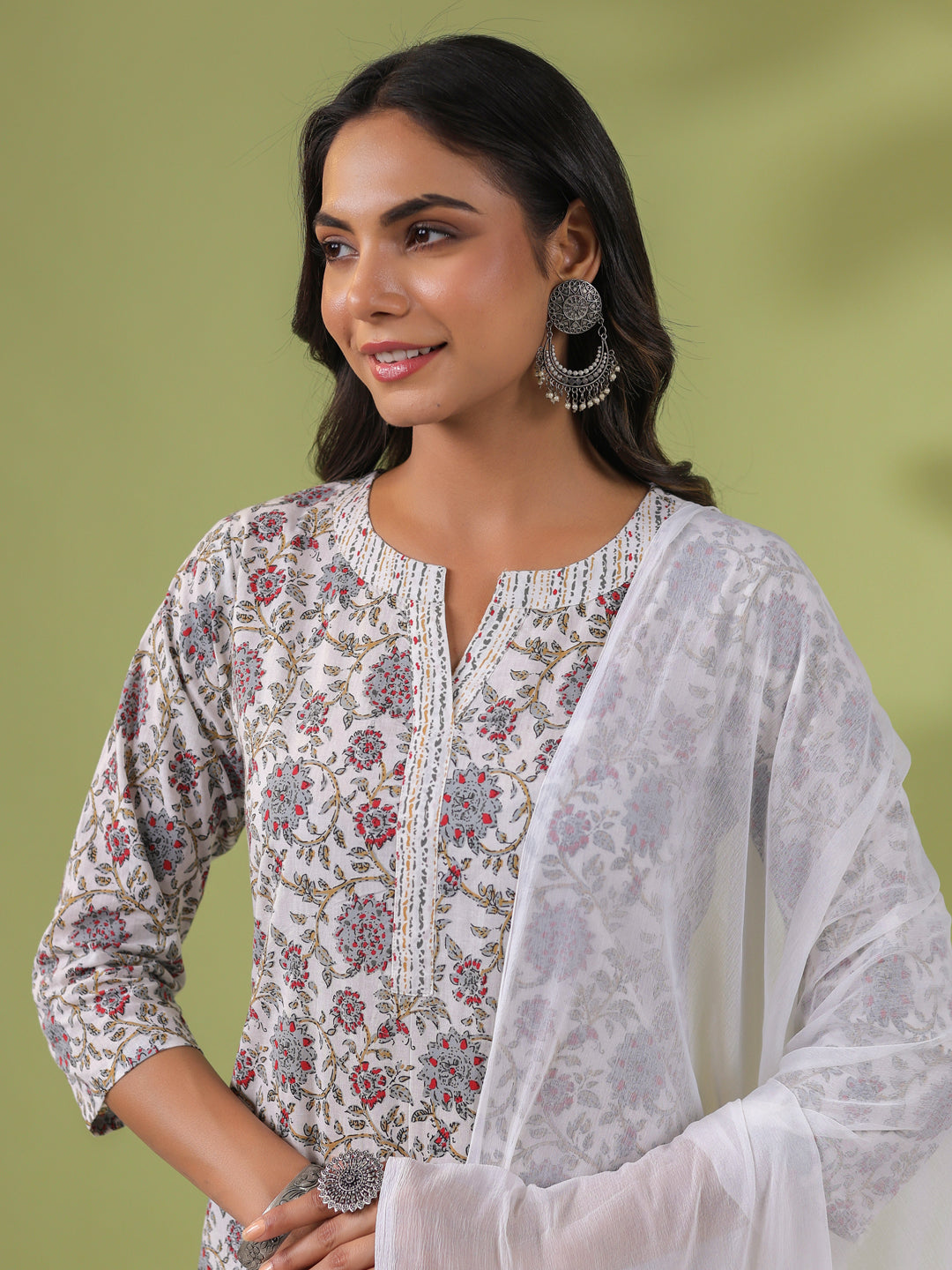 White Cotton Floral Regular Kurta Set  - By Janasya