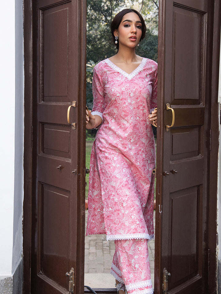 Pink Cotton Floral Regular Kurta Set  - By Janasya