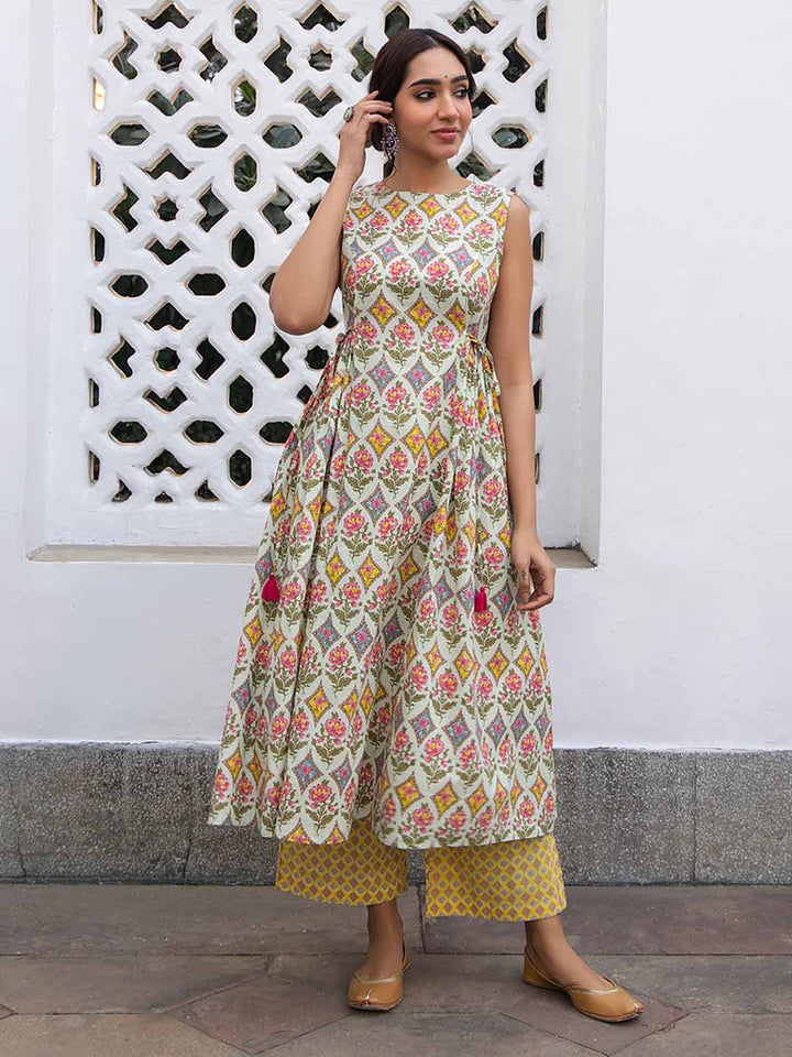 Light Green Cotton Ethnic Motif Side Pleated Kurta Set  - By Janasya