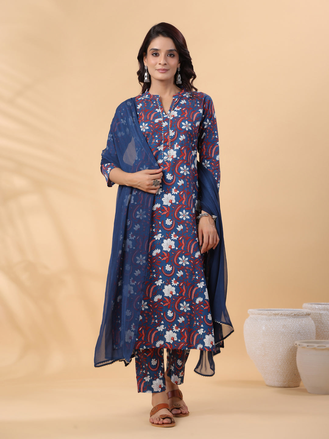 Navy Blue Cotton Floral Regular Kurta Set  - By Janasya