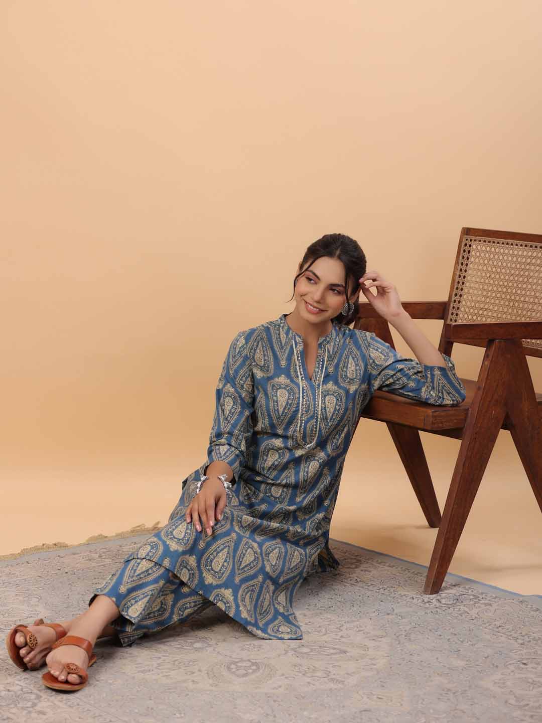 Blue Cotton Ethnic Motifs Regular Kurta Set  - By Janasya