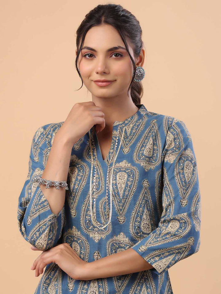 Blue Cotton Ethnic Motifs Regular Kurta Set  - By Janasya