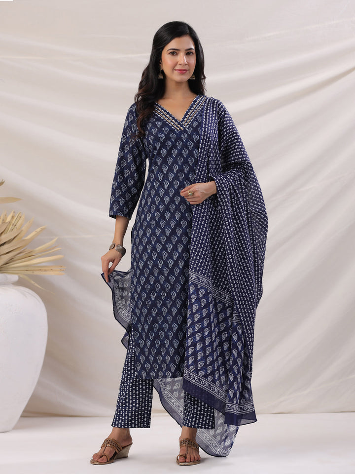 Navy Blue Cotton Ethnic Motifs Regular Kurta Set  - By Janasya