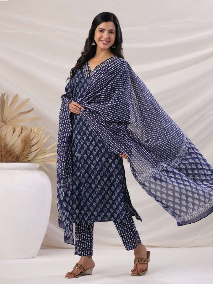 Navy Blue Cotton Ethnic Motifs Regular Kurta Set  - By Janasya