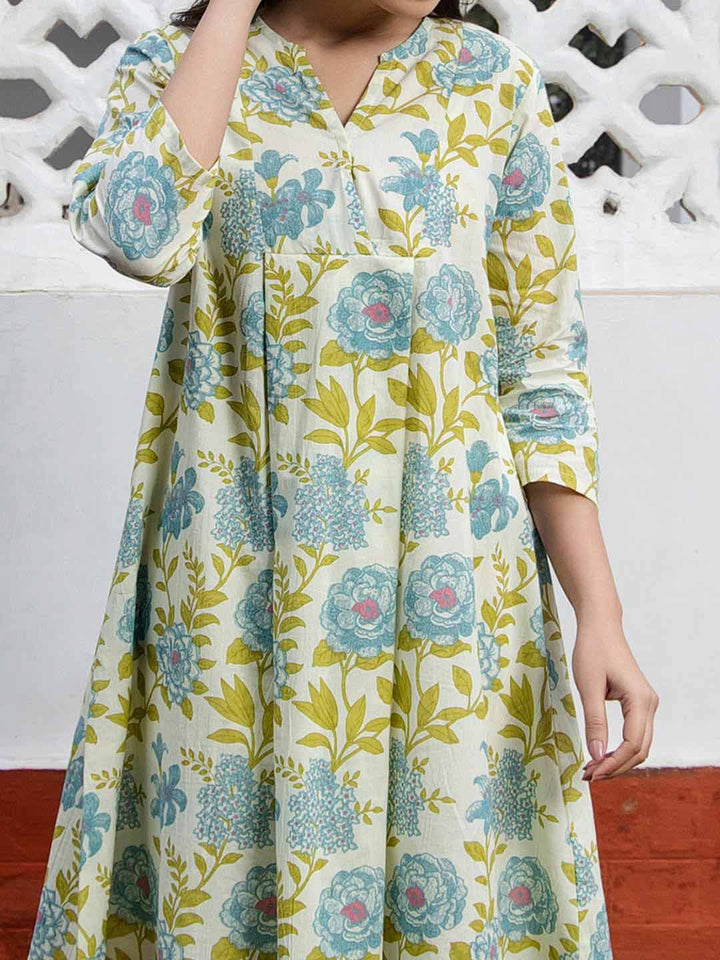 Off White Cotton Floral Regular Tunic  - By Janasya