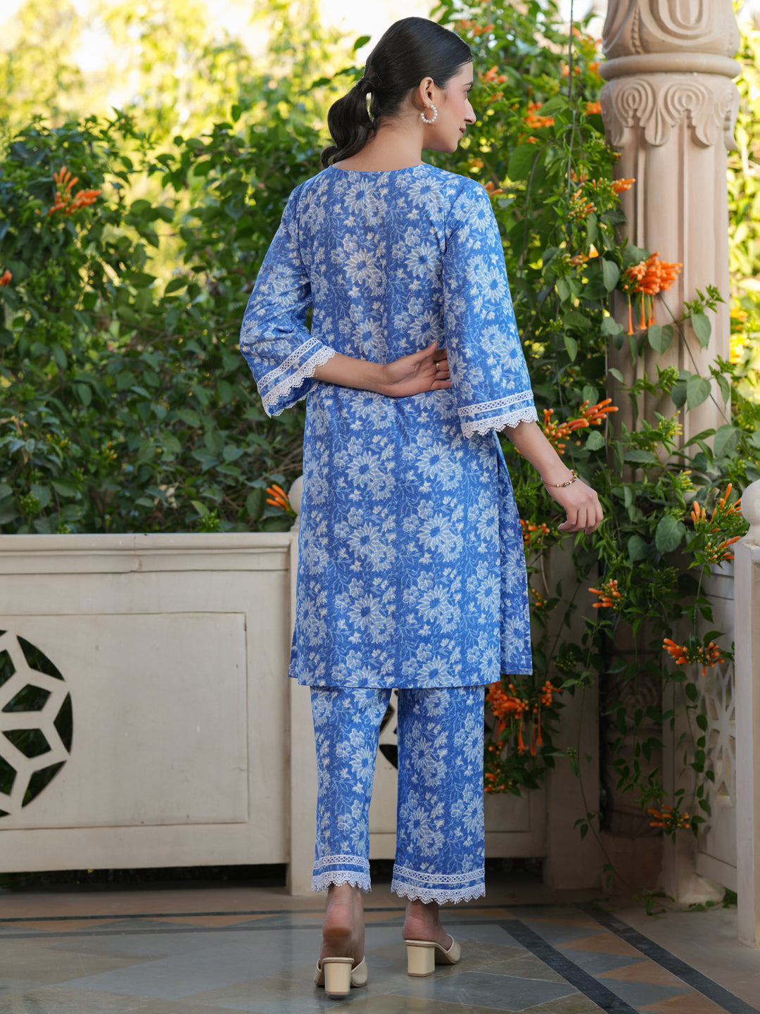 Blue Pure Cotton Floral Printed Straight Co-ord Set - qivii