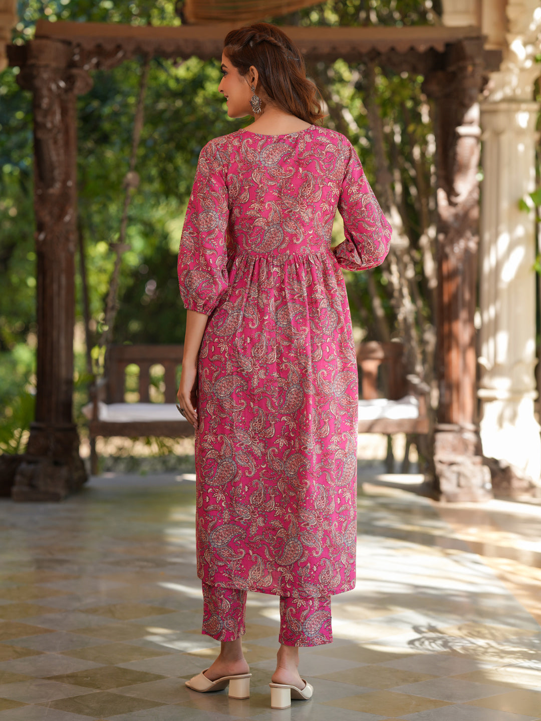Pink Pure Cotton Floral Printed A-Line Kurta Pant Set - qivii