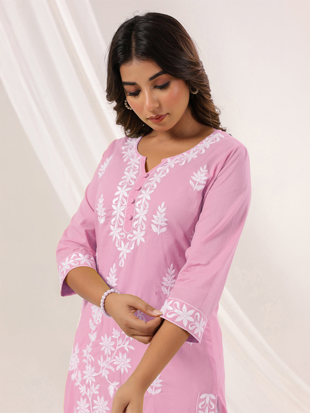 Janasya Women's Light Pink Pure Cotton Embroidered Straight Kurta - qivii