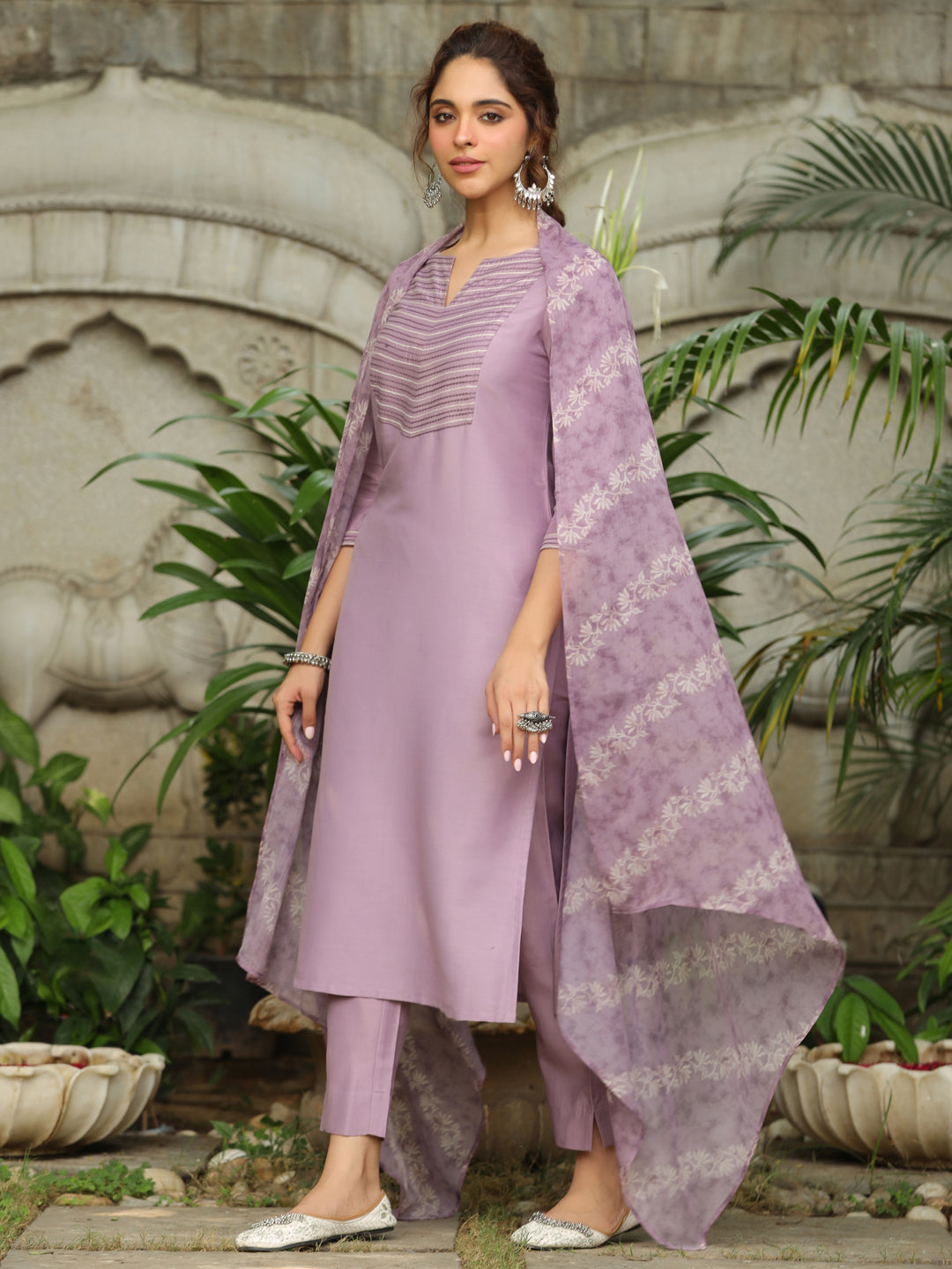 Lavender Silk Blend Yoke Embroidered Straight Kurta Set  - By Janasya