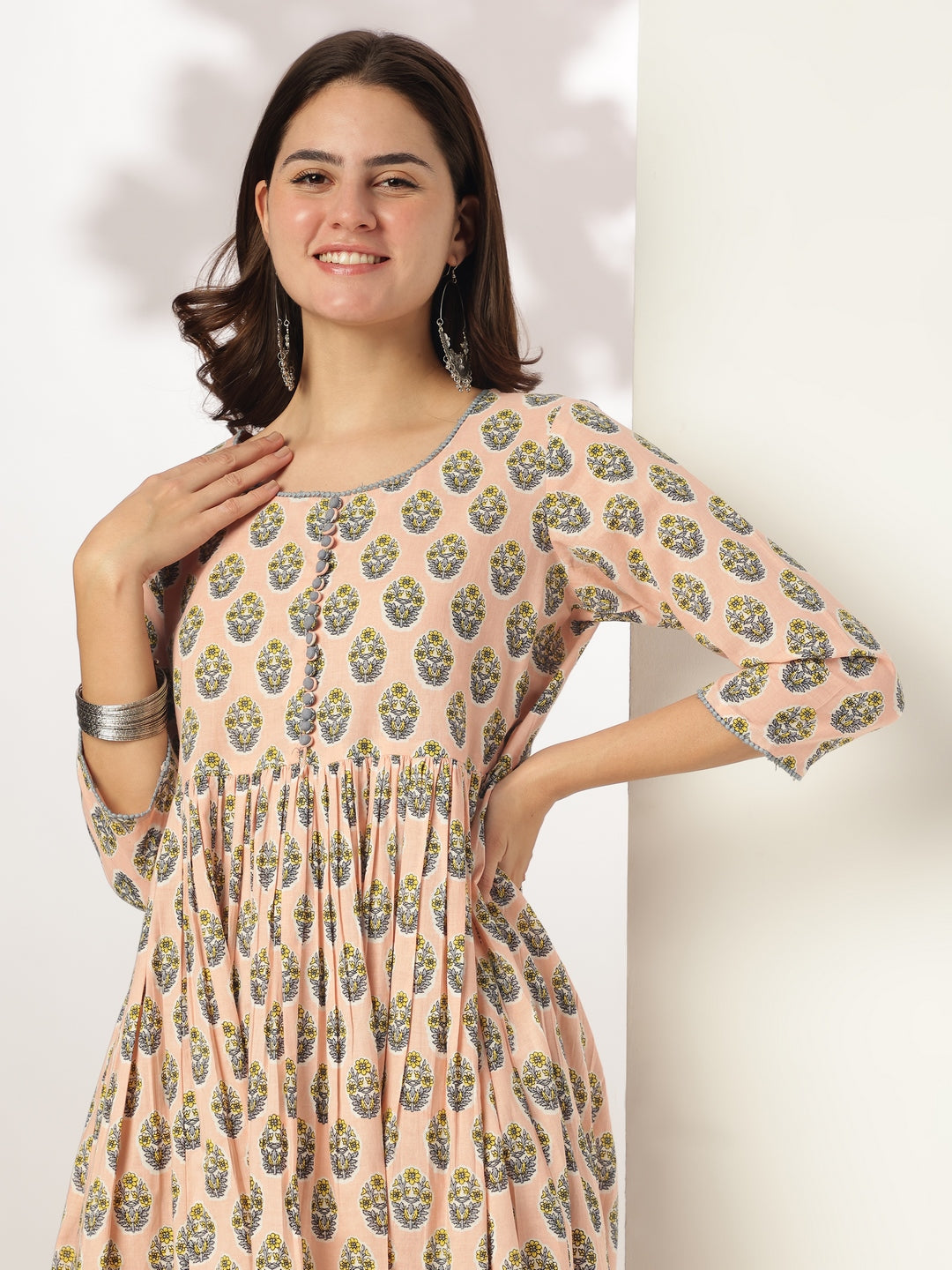 Janasya Women's Peach Pure Cotton Floral Printed A-line Kurta Set - qivii