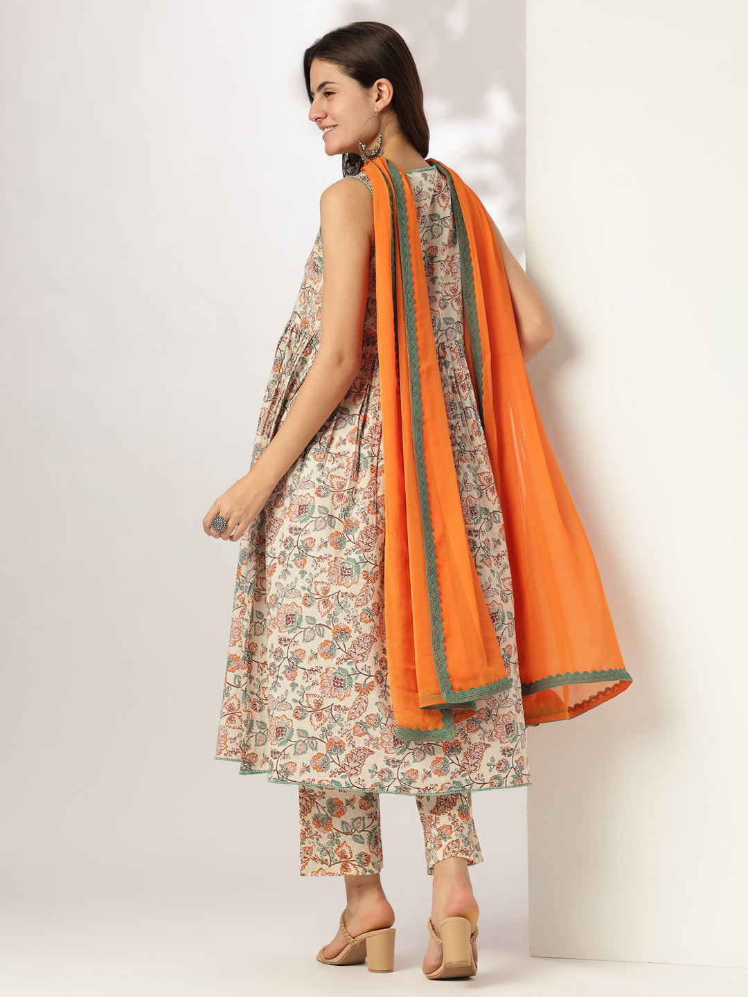 Off White Pure Cotton Floral Printed A-line Kurta Set - qivii