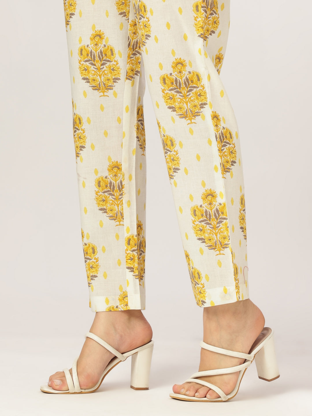 Janasya Women's Off White Pure Cotton Floral Printed A-line Kurta Set - qivii