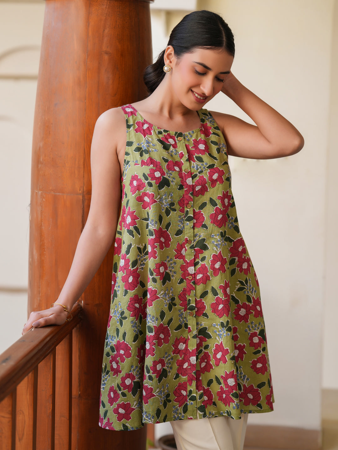Olive Green Pure Cotton Floral Printed A-line Tunic - qivii