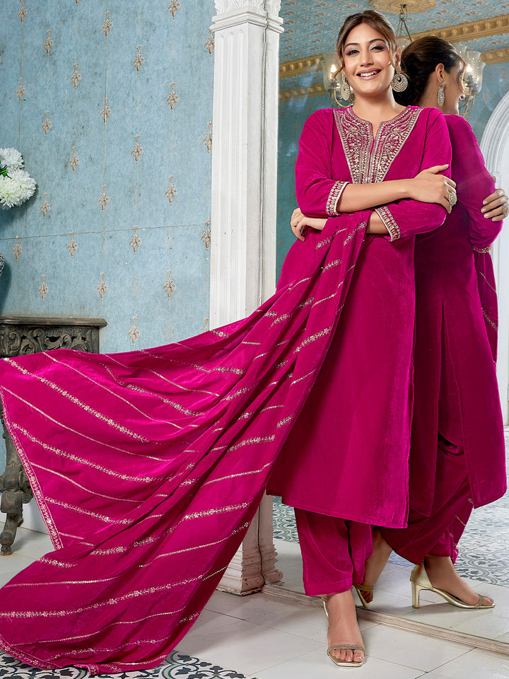 Pink Velvet Zari Embroidered Straight Kurta Set  - By Janasya