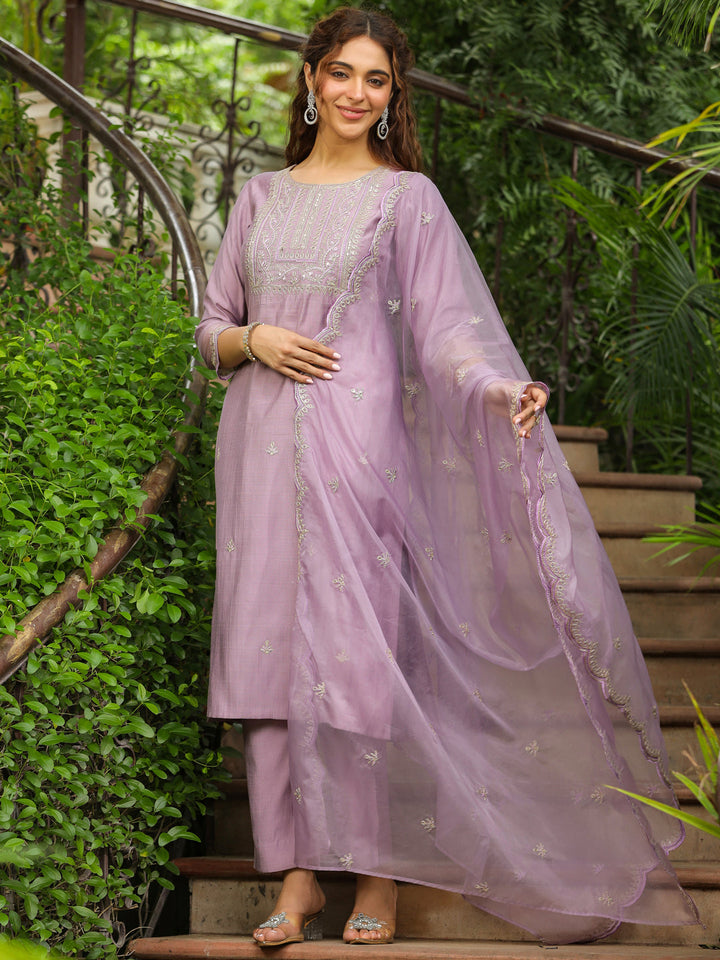 Lavender Silk Blend Embroidered Straight Kurta Set  - By Janasya