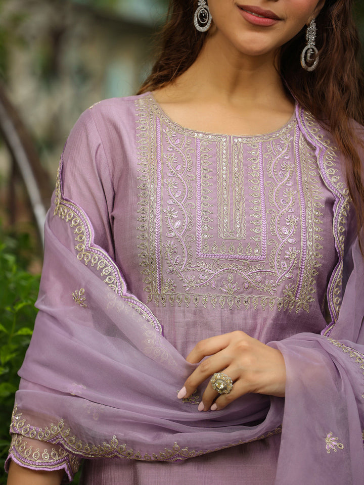 Lavender Silk Blend Embroidered Straight Kurta Set  - By Janasya