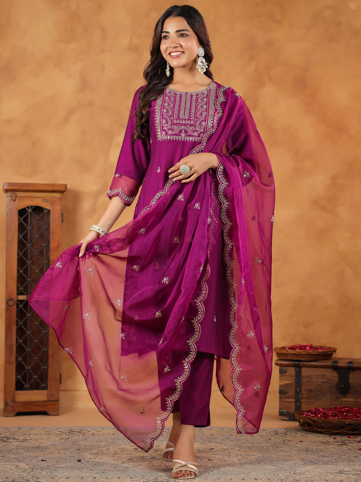 Purple Silk Blend Embroidered Straight Kurta Set  - By Janasya