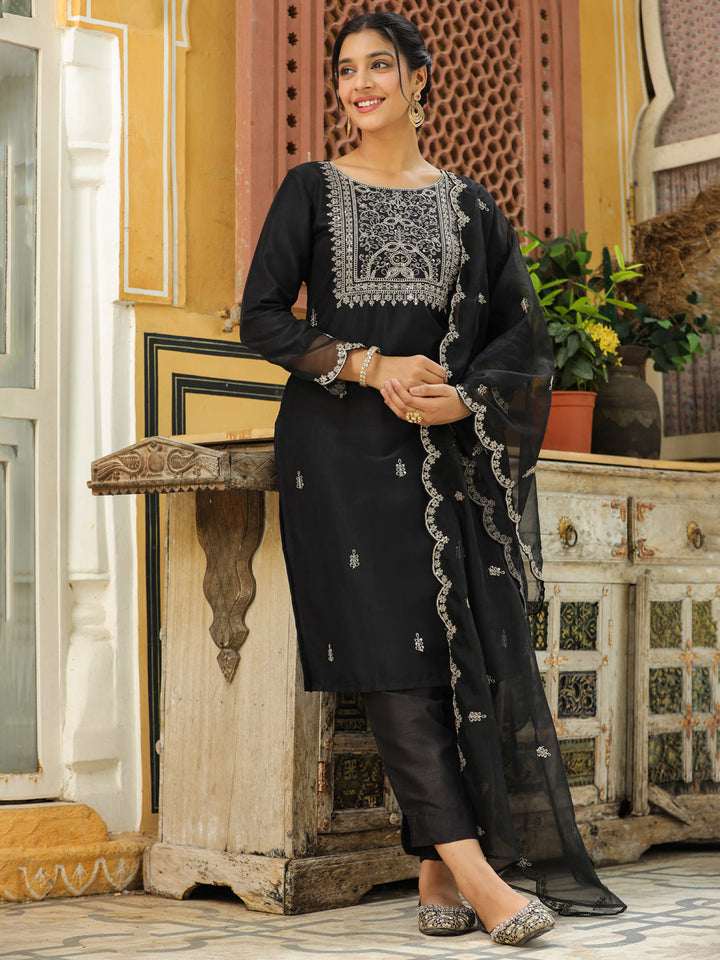 Black Silk Blend Embroidered Straight Kurta Set  - By Janasya