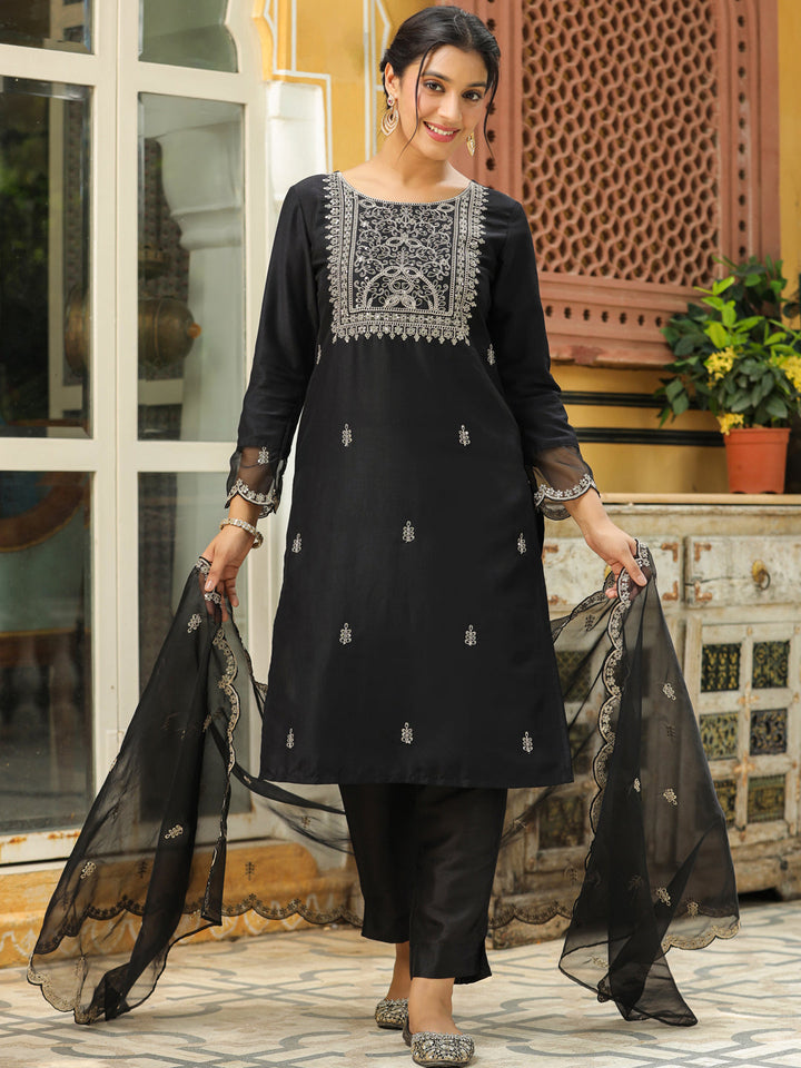 Black Silk Blend Embroidered Straight Kurta Set  - By Janasya