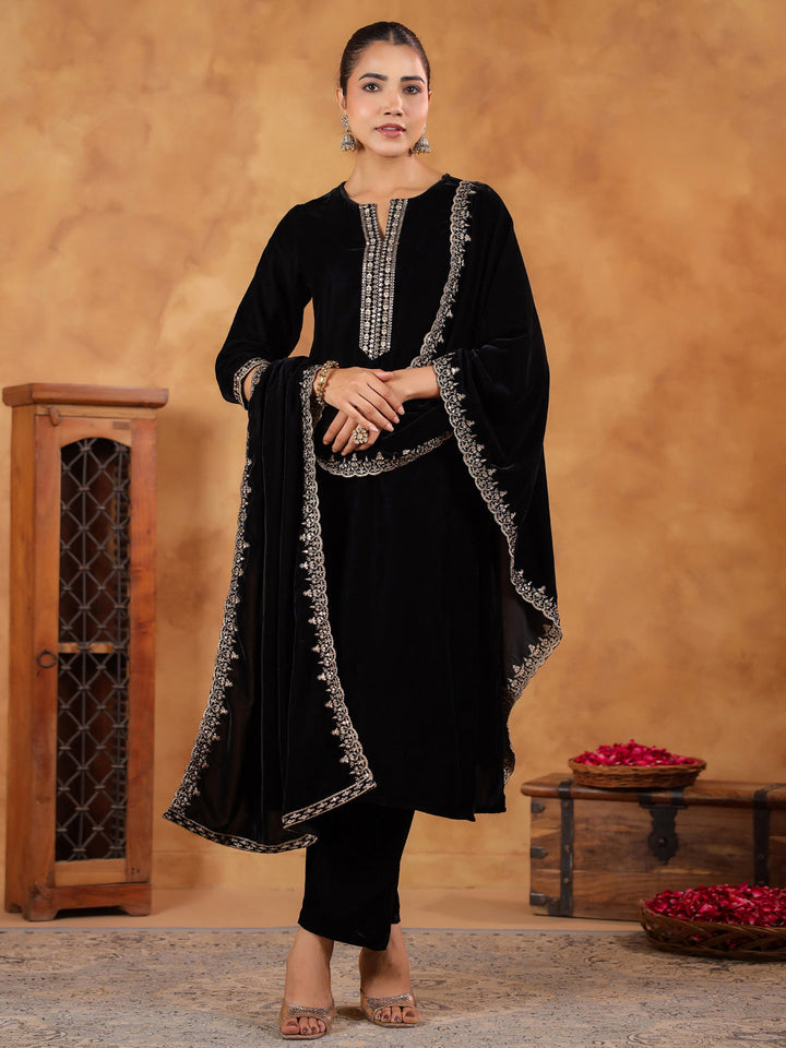 Black Velvet Zari Embroidered Straight Kurta Set  - By Janasya