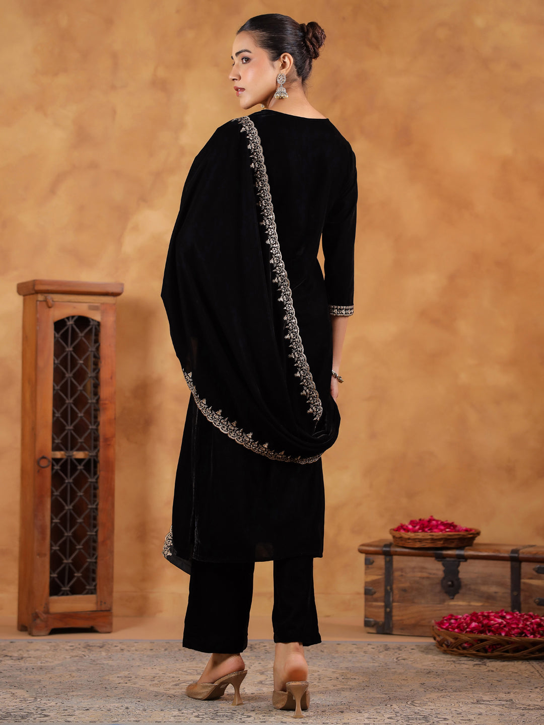 Black Velvet Zari Embroidered Straight Kurta Set  - By Janasya