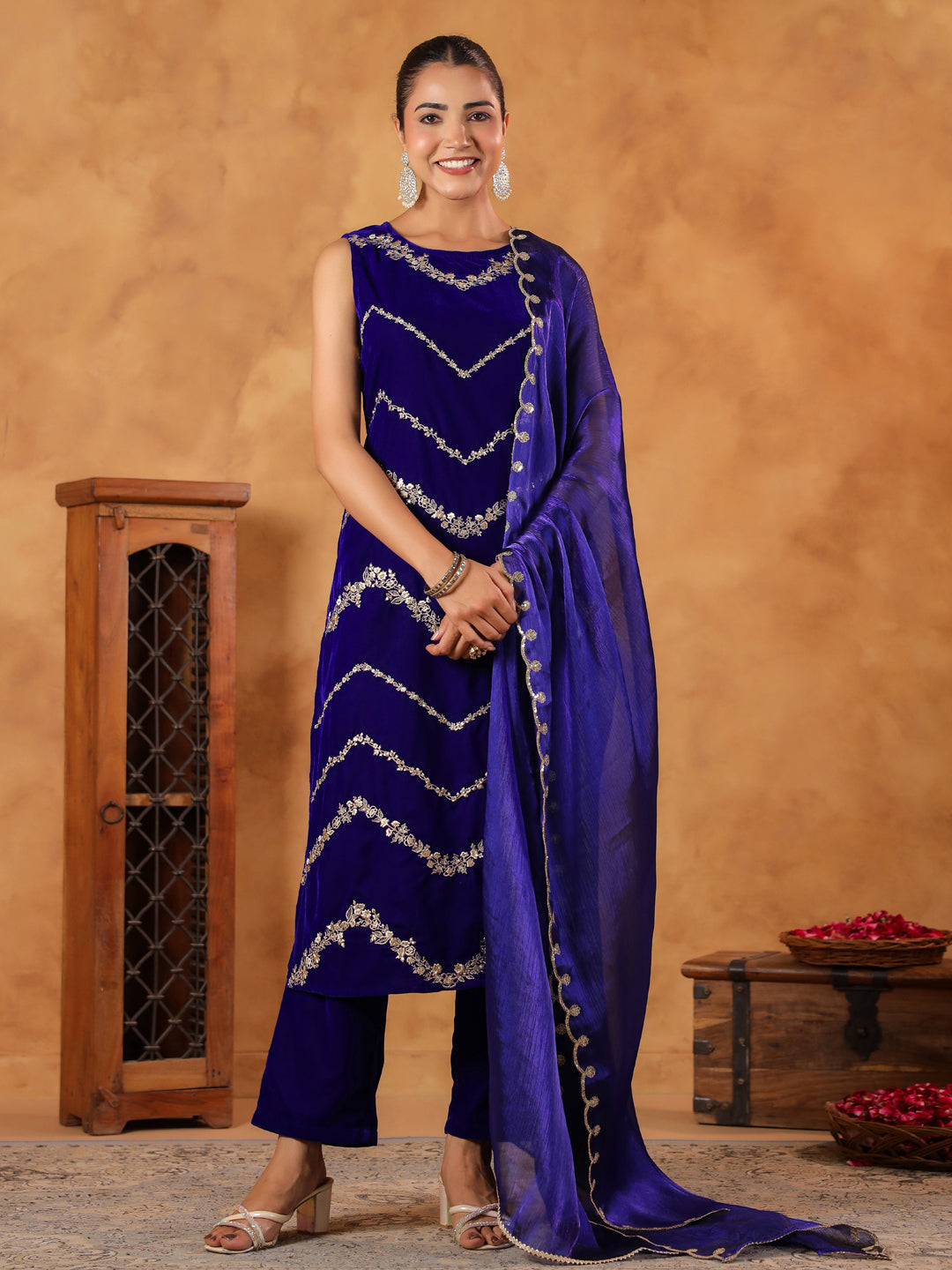 Royal Blue Velvet Zari Embroidered Straight Kurta Set  - By Janasya