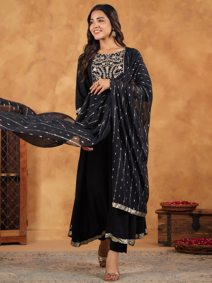 Black Rayon Zari Embroidered Anarkali Kurta Set  - By Janasya