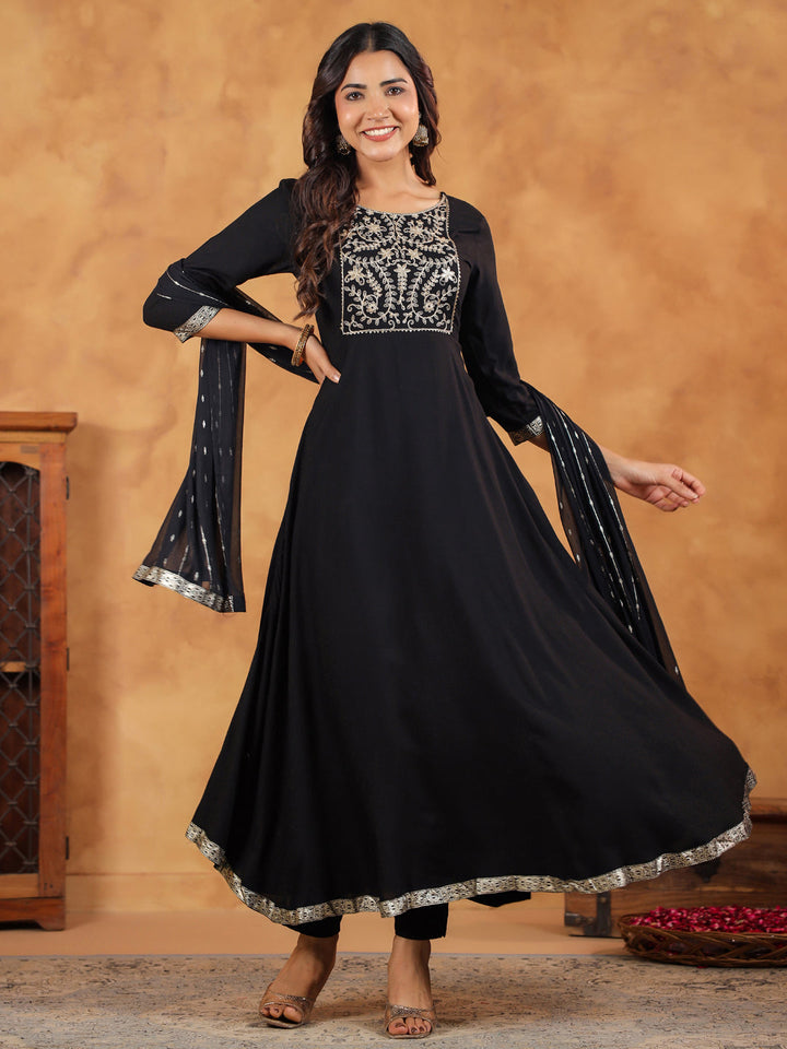 Black Rayon Zari Embroidered Anarkali Kurta Set  - By Janasya