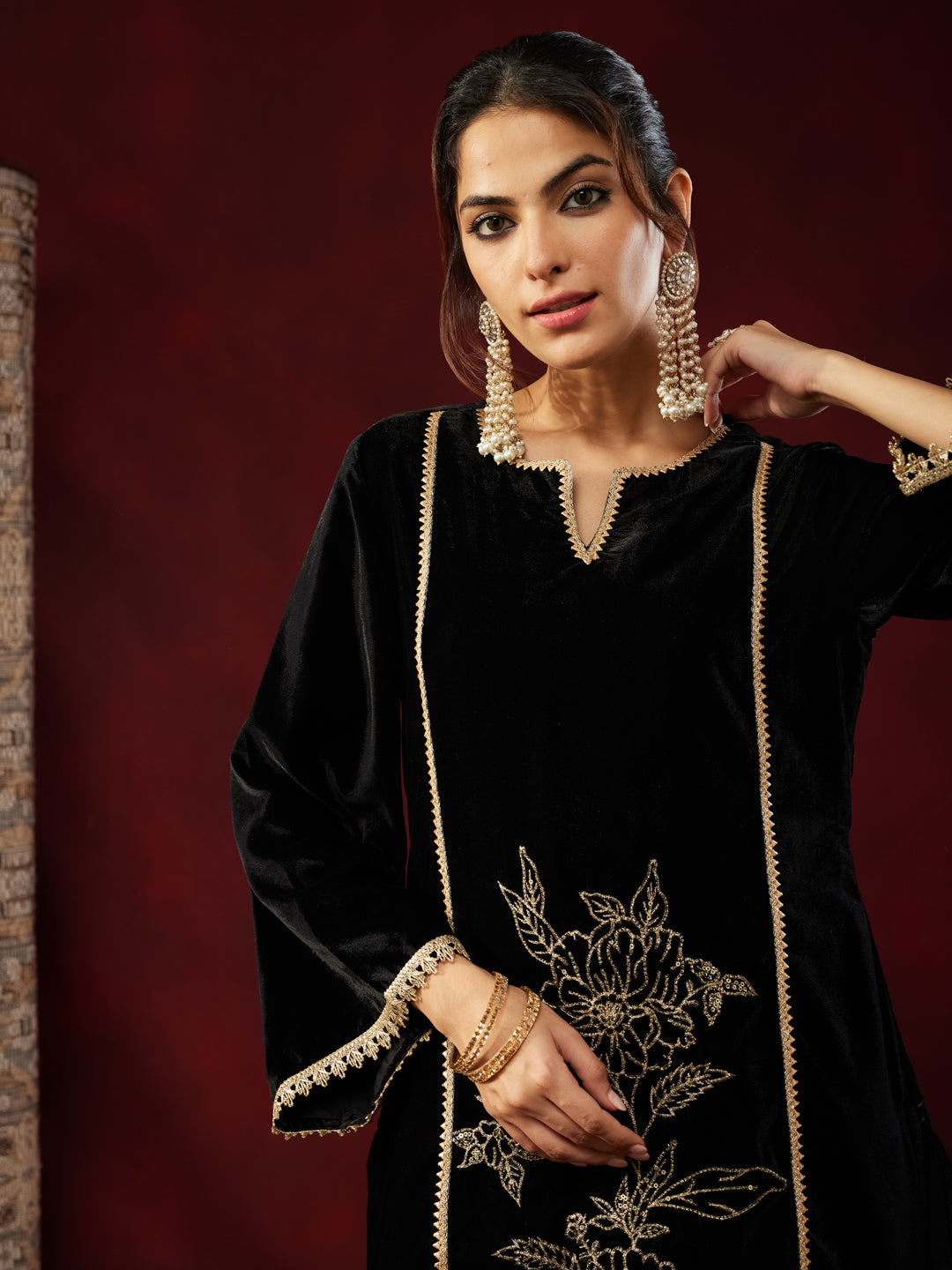 Janasya Women's Black Velvet Embroidered Straight Co-ord Set