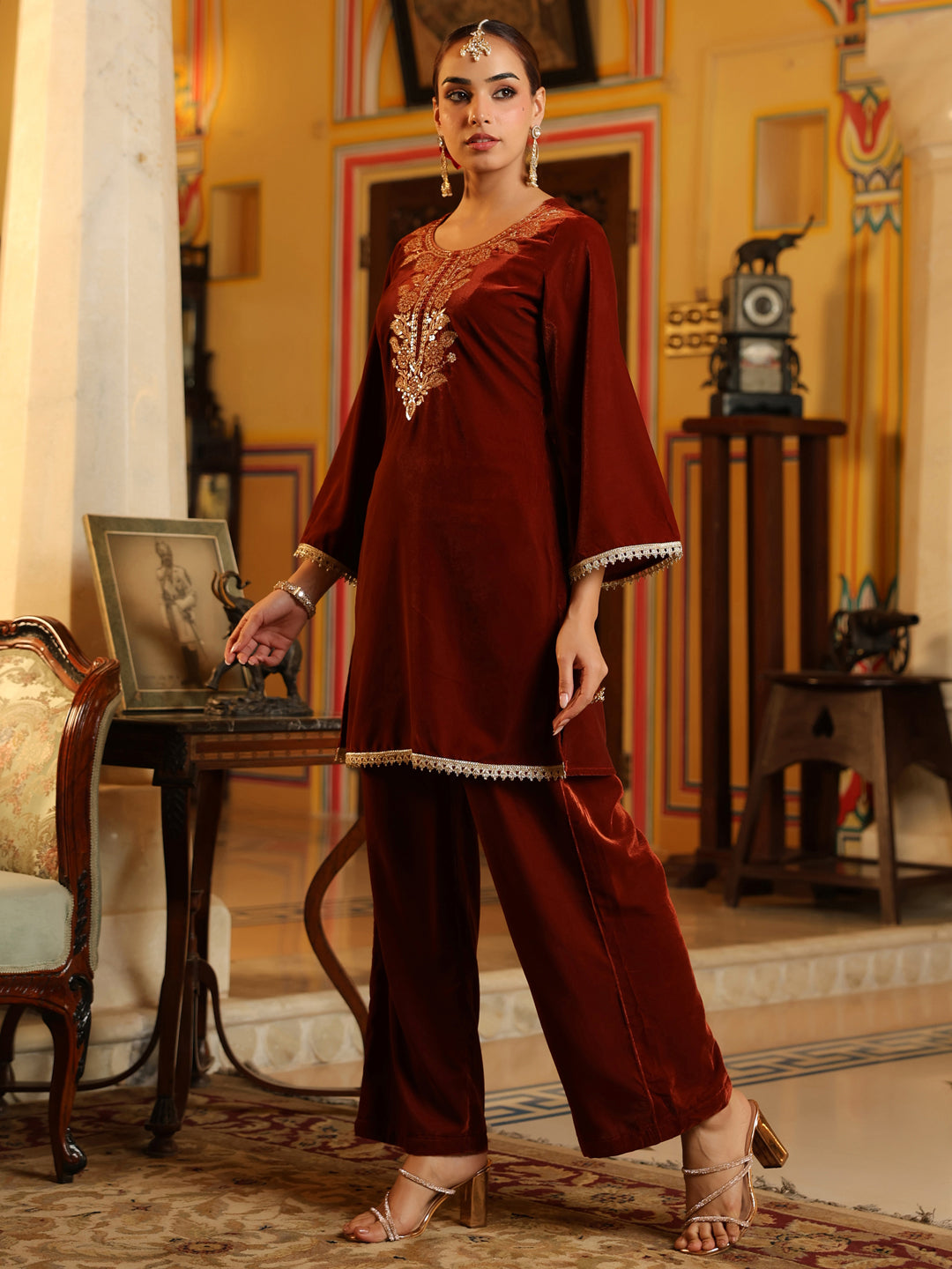Janasya Women's Brown Velvet Yoke Zari Embroidered Straight Co-ord Set