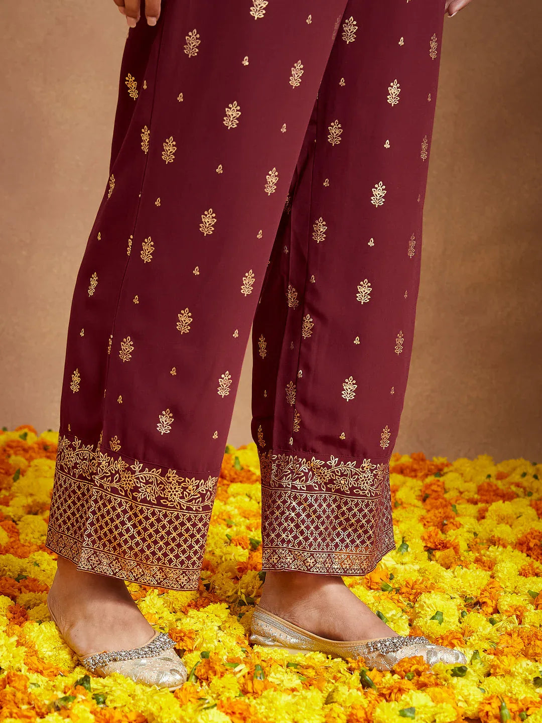 Janasya Women's Maroon Georgette Embellished Foil Printed Front-open Tiered Kurta Pant Set