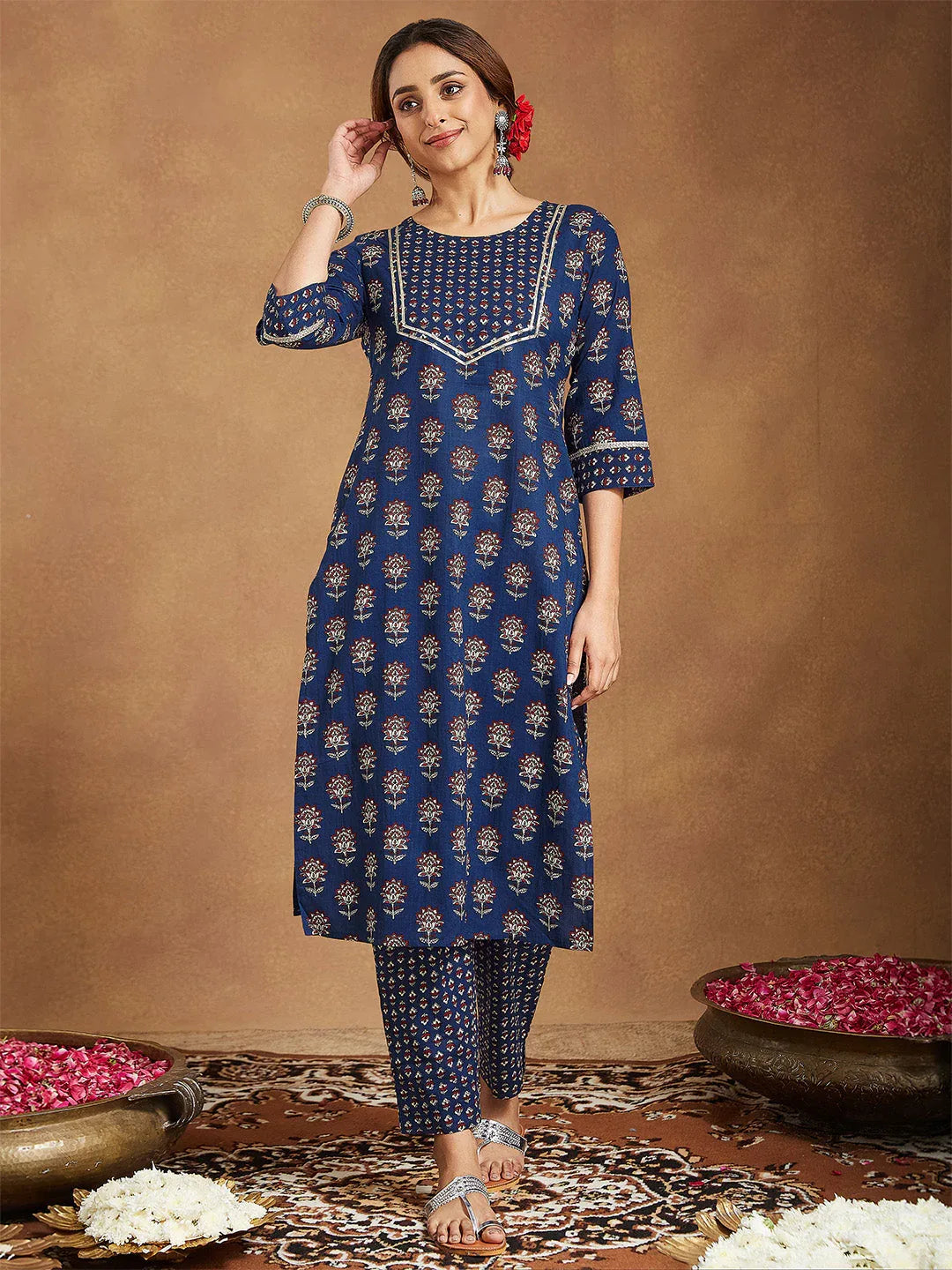 Janasya Women's Dark Blue Pure Cotton Floral Printed Straight Kurta Pant Set