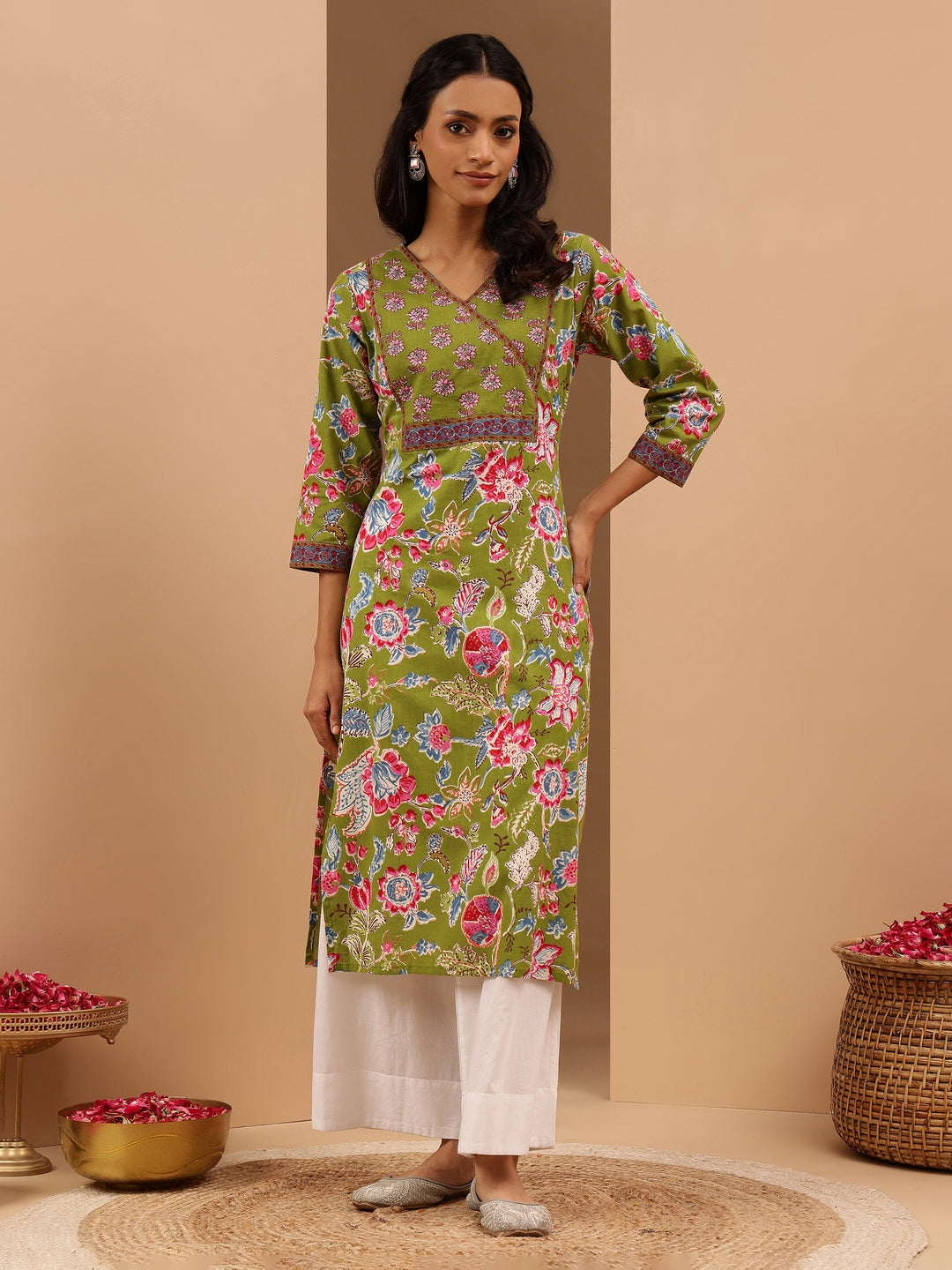 Janasya Women's Green Pure Cotton Floral Printed Straight Kurta - qivii