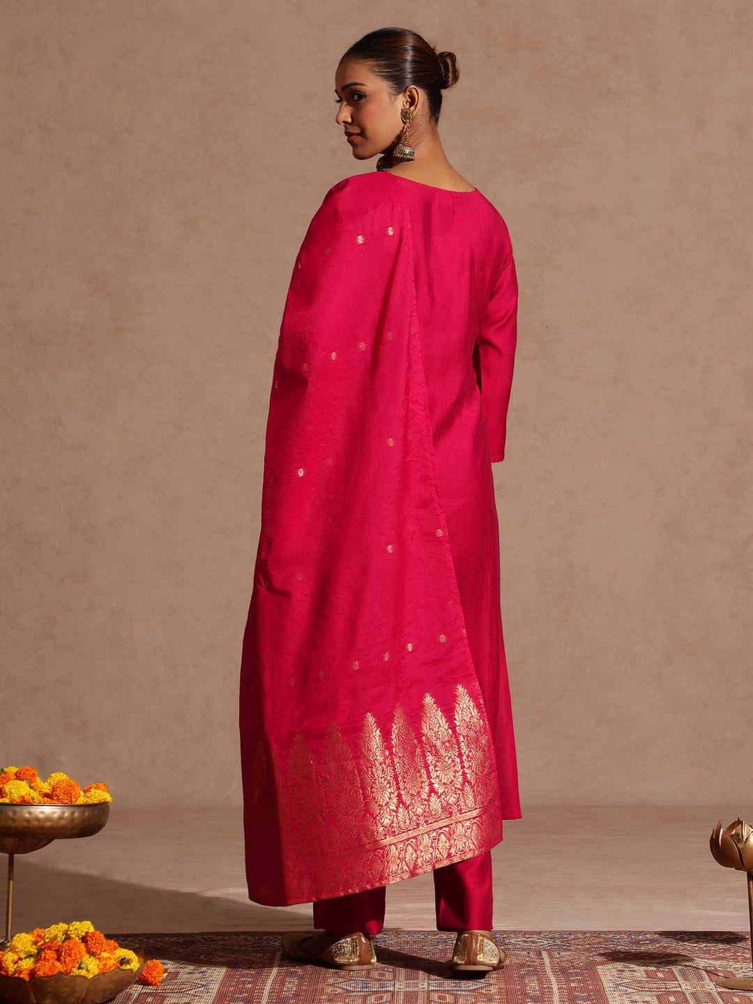 Janasya Women's Pink Silk Blend Zari Yoke Embroidered Straight Kurta Set - qivii