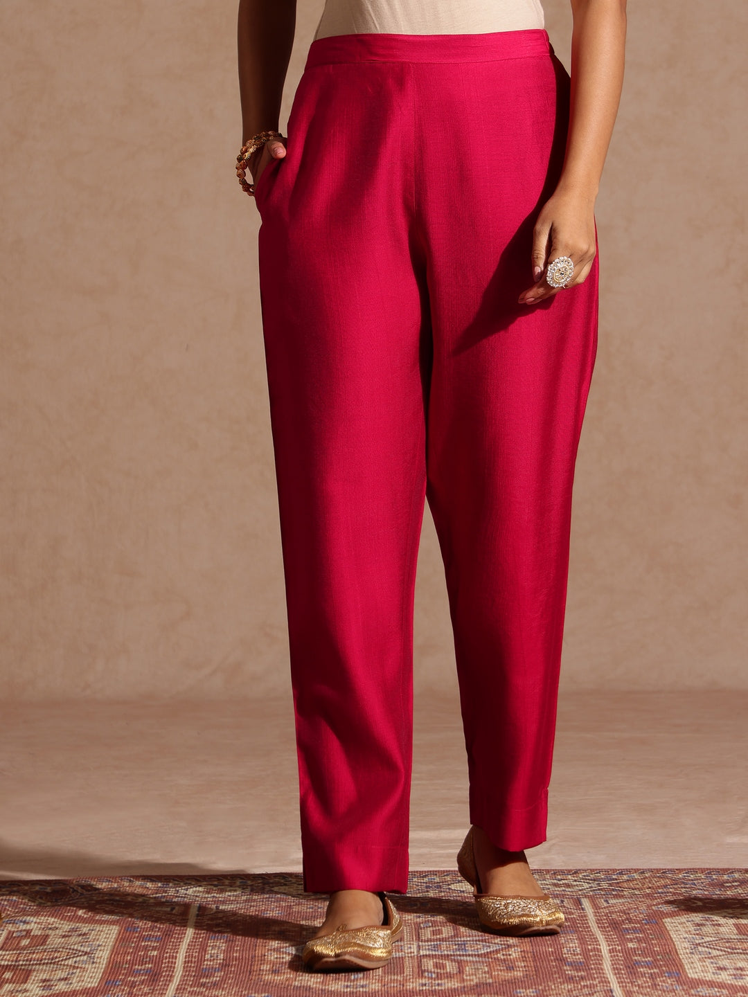 Janasya Women's Pink Silk Blend Zari Yoke Embroidered Straight Kurta Set - qivii