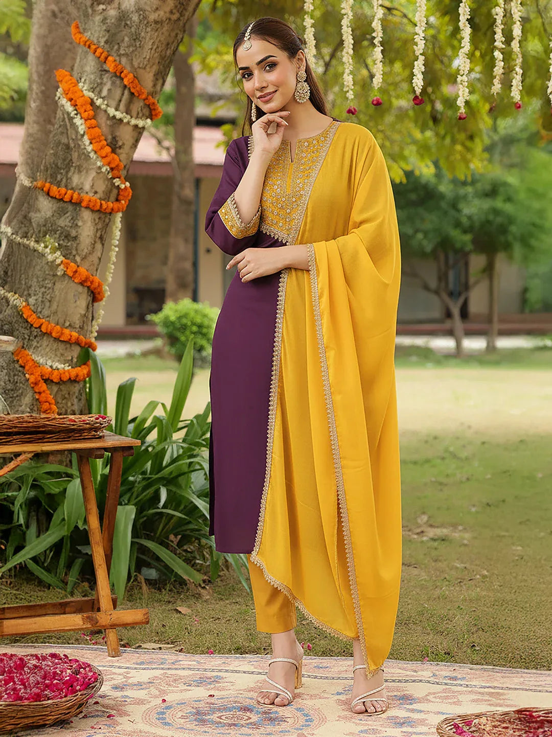 Janasya Women's Purple Silk Blend Zari Yoke Embroidered Straight Kurta Set
