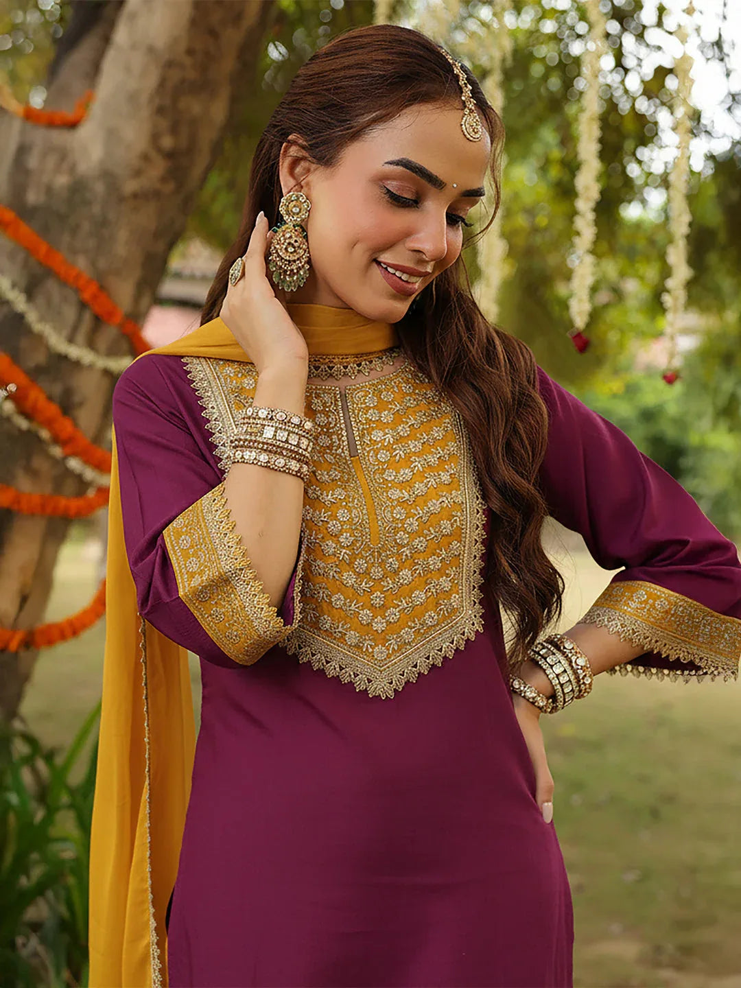 Janasya Women's Purple Silk Blend Zari Yoke Embroidered Straight Kurta Set