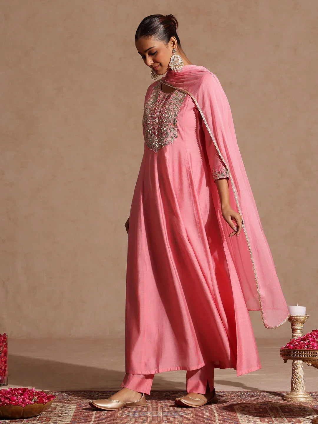 Janasya Women's Light Pink Chanderi Silk Zari Yoke Embroidered Anarkali Kurta Set