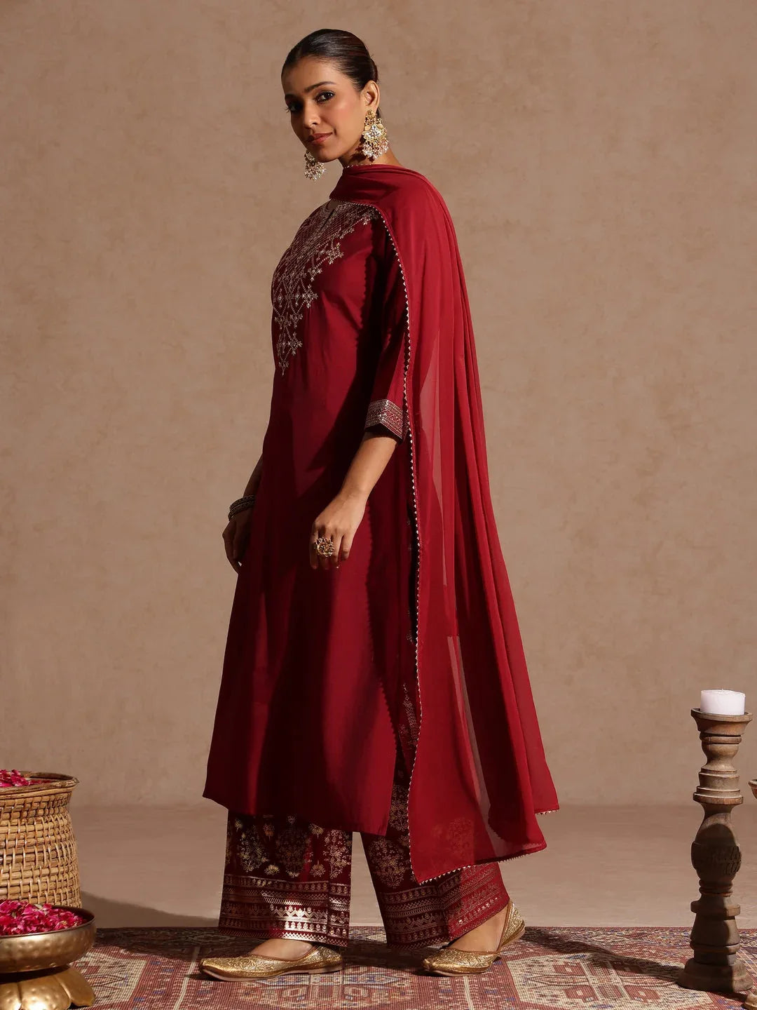 Janasya Women's Maroon Chanderi Silk Zari Embroidered Gold Printed Straight Kurta Set