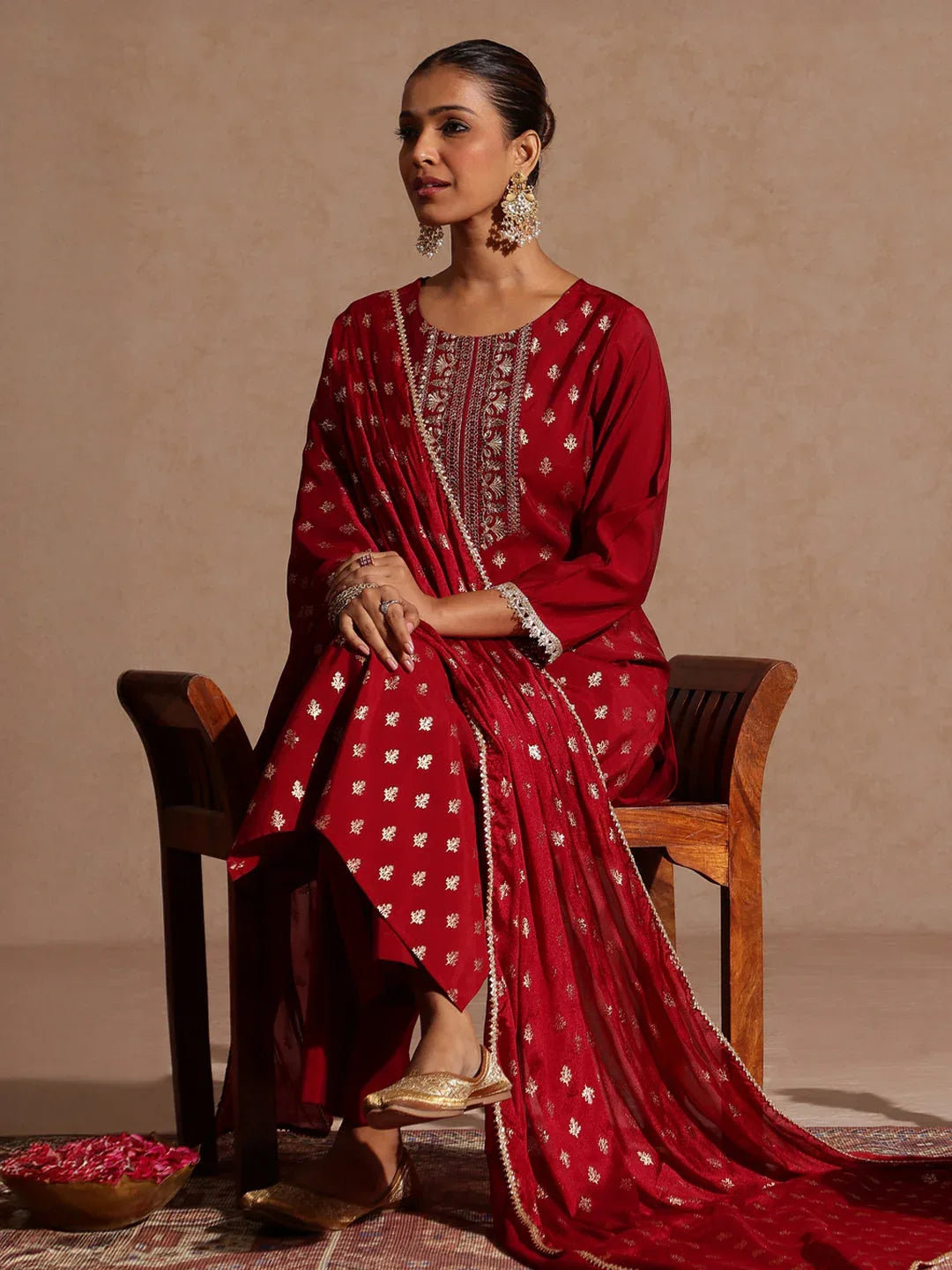 Janasya Women's Maroon Chanderi Silk Zari Yoke Embroiderde Gold Printed Kurta Set