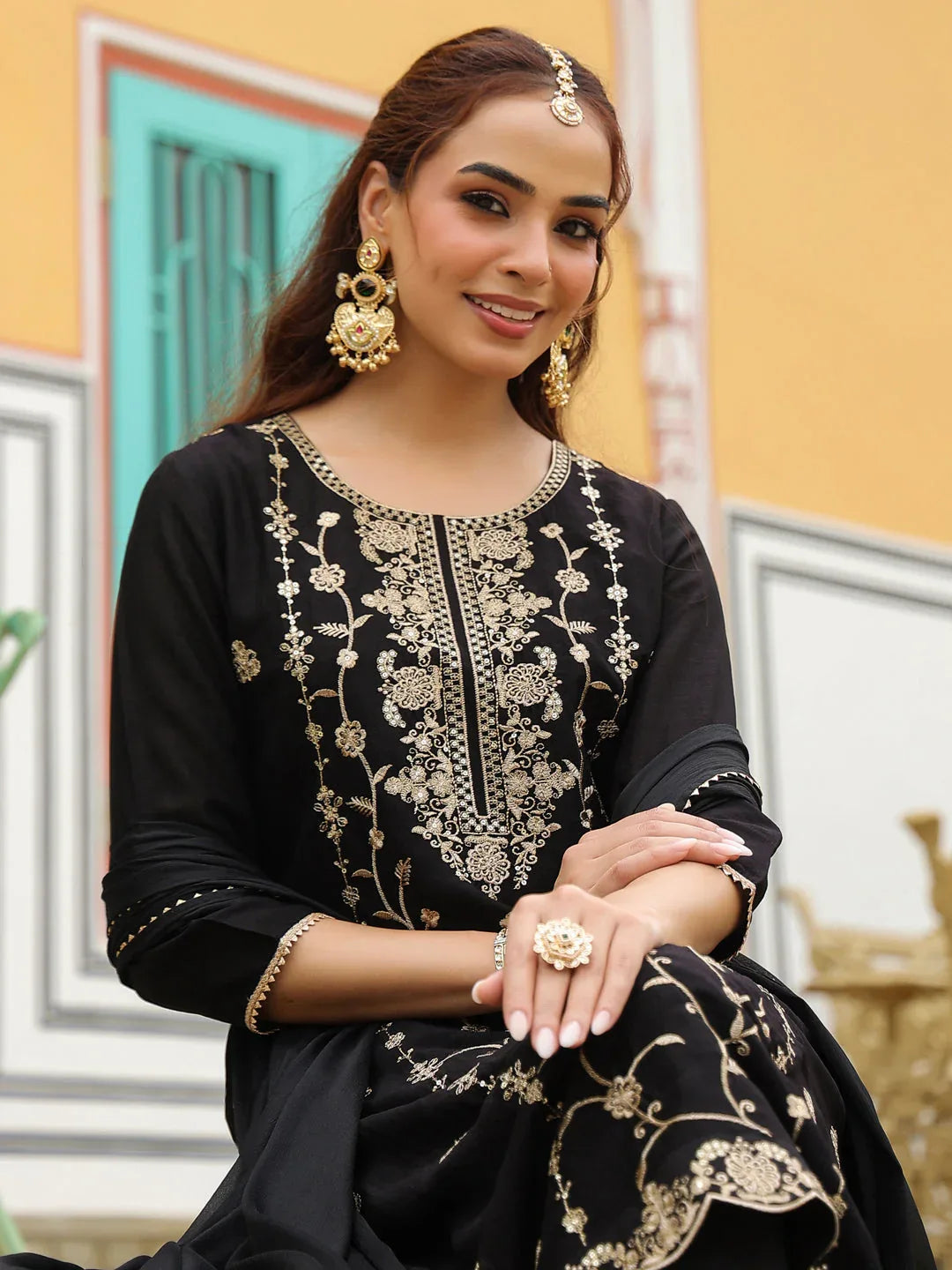 Janasya Women's Black Silk Blend Zari Embroidered Straight Kurta Set