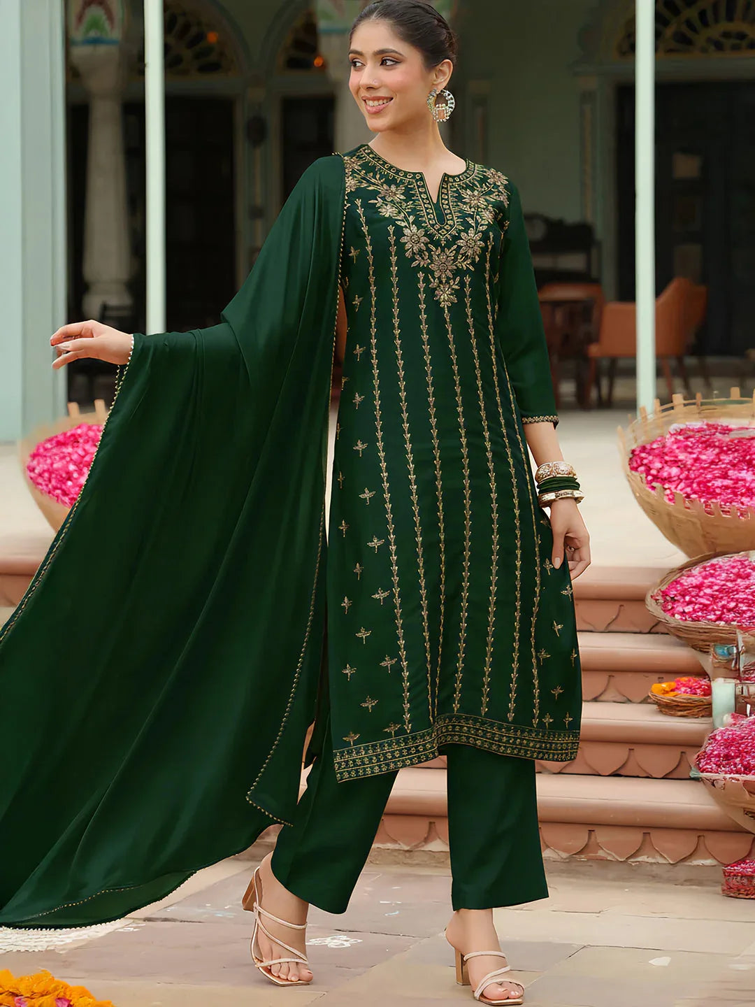 Janasya Women's Bottle Green Silk Blend Zari Embroidered Straight Kurta Set