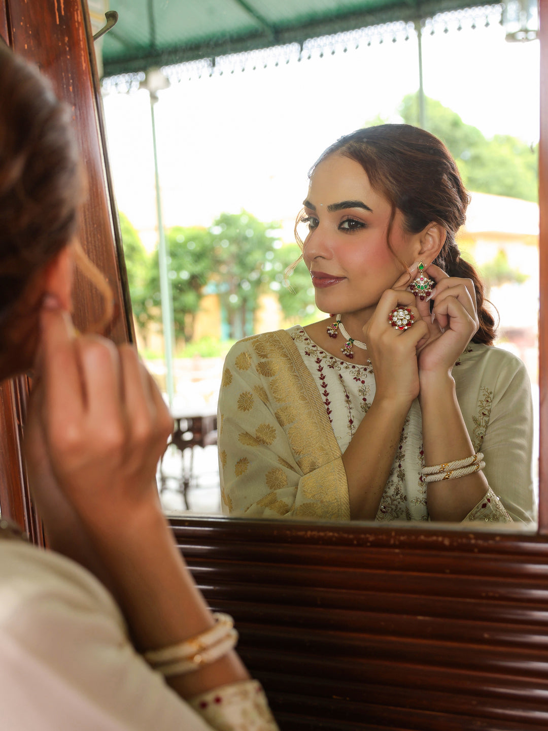 Janasya Women's Off White Chanderi Silk Embroidered Straight Kurta Set