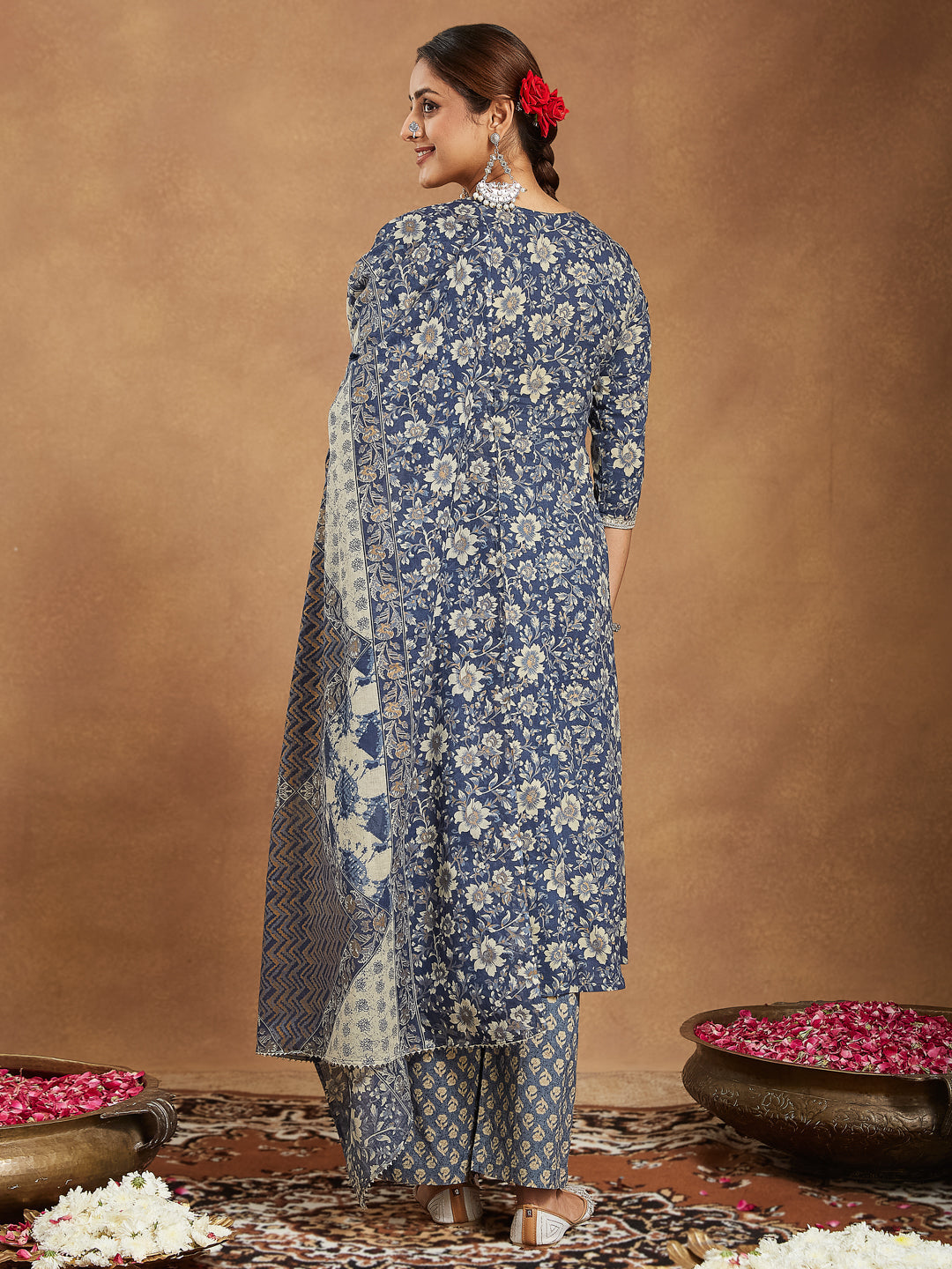 Janasya Women's Blue Pure Cotton Floral Printed Anarkali Kurta Set - qivii