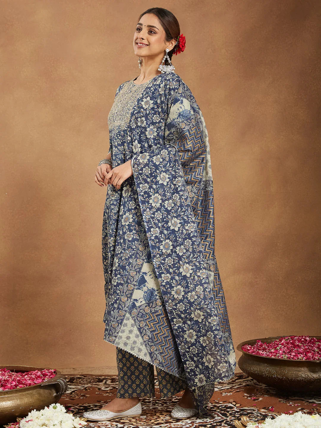 Janasya Women's Blue Pure Cotton Floral Printed Anarkali Kurta Set