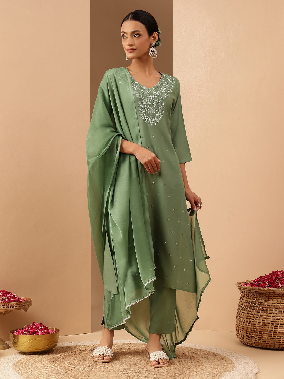 Janasya Women's Green Rayon Embroidery Straight Kurta Set - qivii